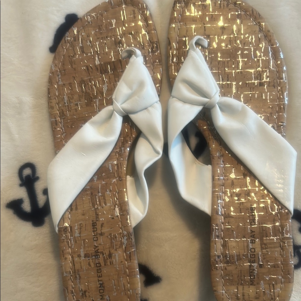 Elegant White Bow Sandals by Montego Bay Club